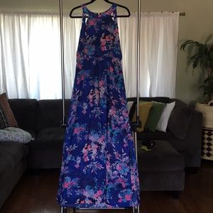 Women’s maxi dress